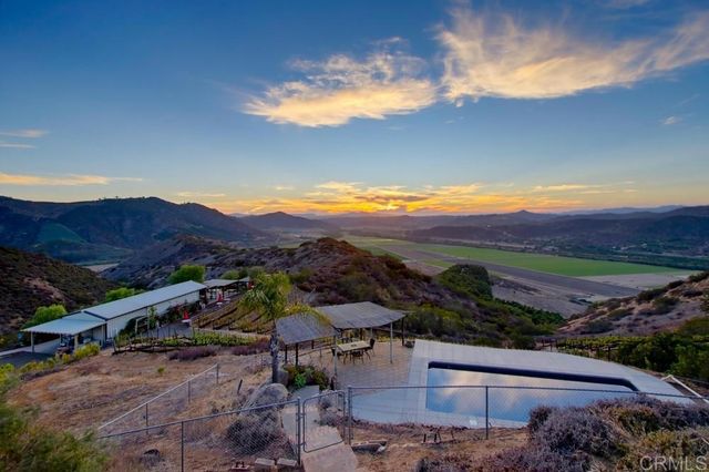 16850 Old Survey Road, Escondido, CA 92025