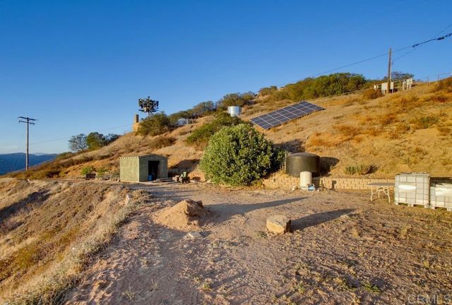 16850 Old Survey Road, Escondido, CA 92025