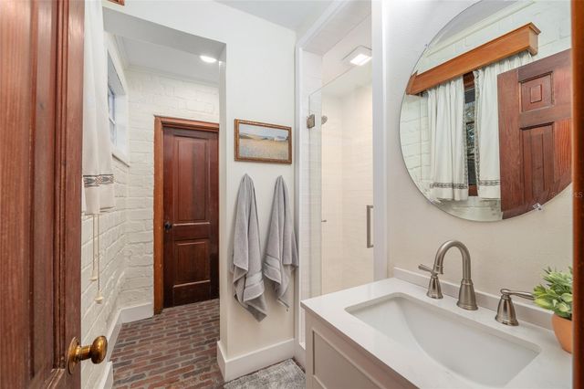 1801 NW 30TH TERRACE, Gainesville, FL 32605