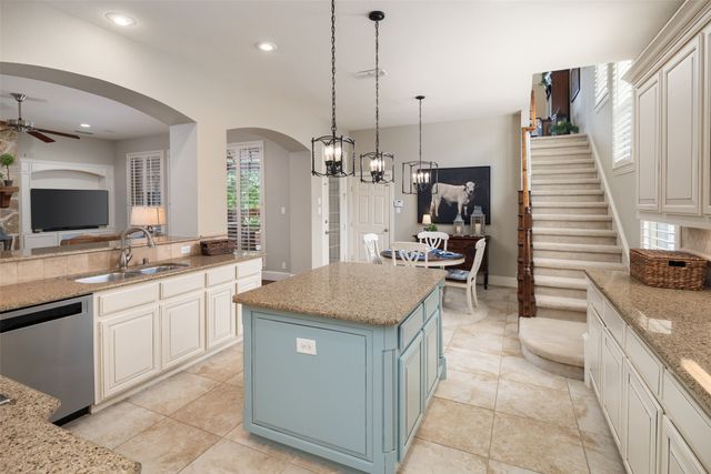 901 Crestmoor Drive, Allen, TX 75013