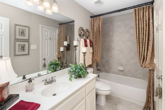 901 Crestmoor Drive, Allen, TX 75013