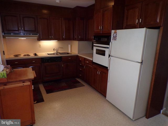 1426 MARGARET ST, Laureldale, PA 19605