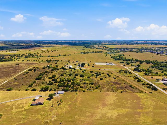 6940 Lonesome Road, Godley, TX 76044