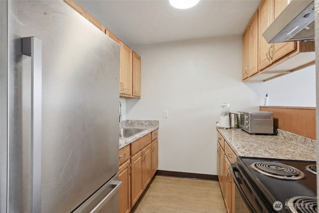 4803 S Henderson Street, Seattle, WA 98118