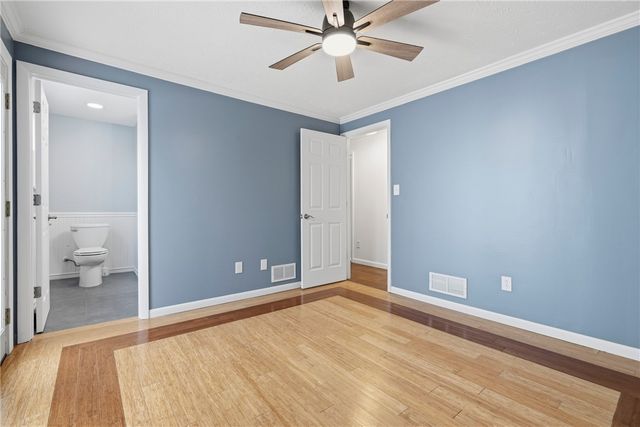 113 Spruce Valley Dr, Ross Twp, PA 15229