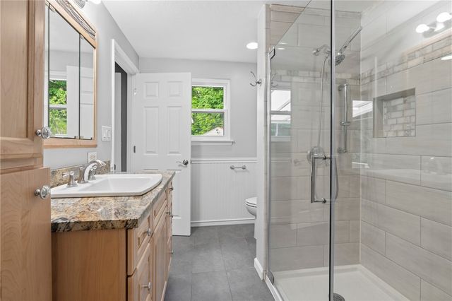 113 Spruce Valley Dr, Ross Twp, PA 15229