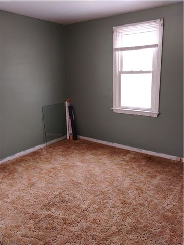 164 6th Avenue, Aliquippa, PA 15001