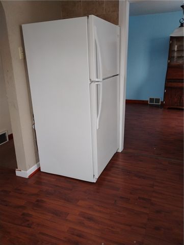 164 6th Avenue, Aliquippa, PA 15001