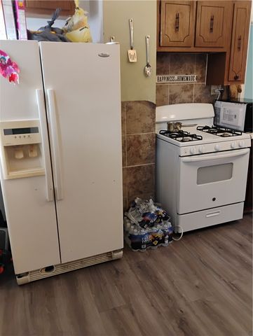 164 6th Avenue, Aliquippa, PA 15001