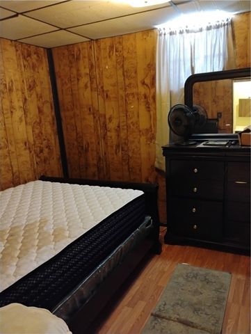 164 6th Avenue, Aliquippa, PA 15001