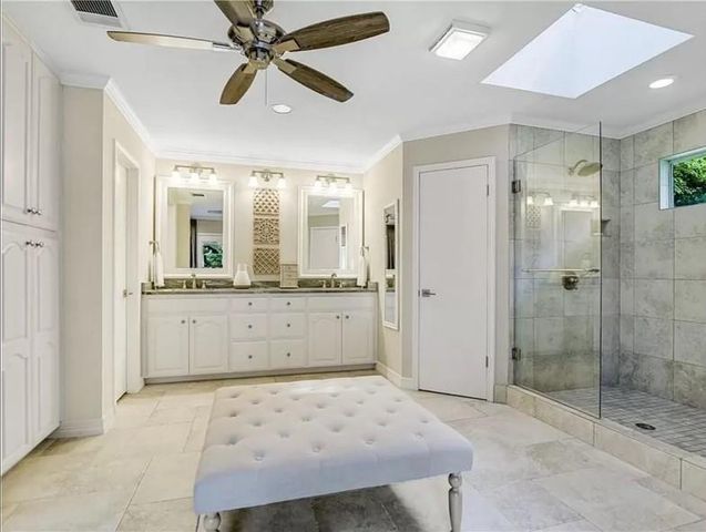 1100 Saint Williams Ave, Round Rock, TX 78681