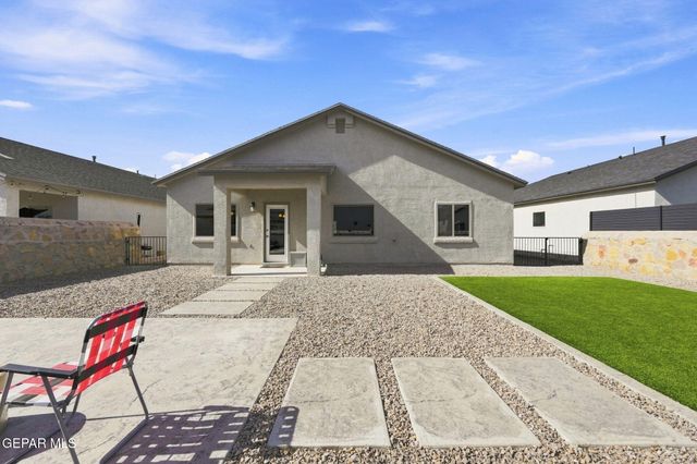 13720 LAGO VISTA Avenue, Horizon City, TX 79928
