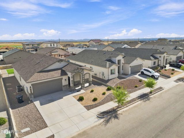 13720 LAGO VISTA Avenue, Horizon City, TX 79928