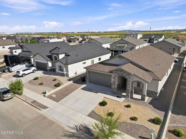 13720 LAGO VISTA Avenue, Horizon City, TX 79928