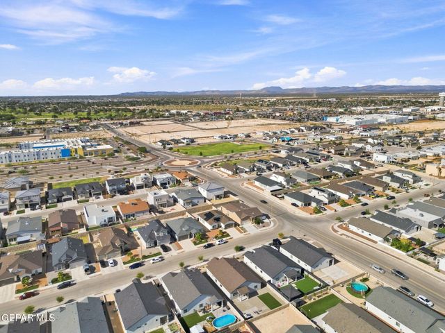 13720 LAGO VISTA Avenue, Horizon City, TX 79928