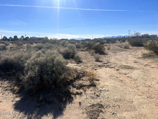 21861 Upton Drive, California City, CA 93505