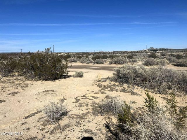 21861 Upton Drive, California City, CA 93505