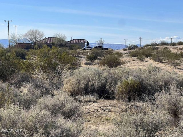 21861 Upton Drive, California City, CA 93505