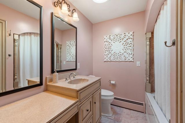 1 Birchwood Terrace, Groveland, MA 01834