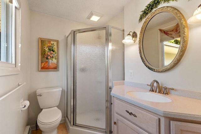 1 Birchwood Terrace, Groveland, MA 01834