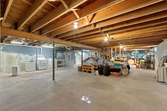 1 Birchwood Terrace, Groveland, MA 01834