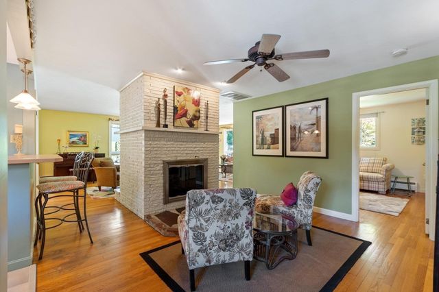 1 Birchwood Terrace, Groveland, MA 01834