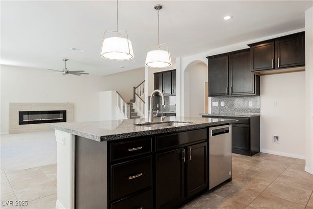 6144 Barby Cove Street, Las Vegas, NV 89148