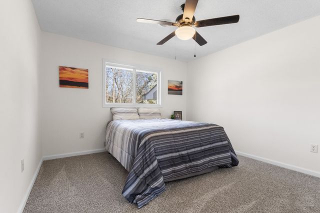 591 Shore Dr, Big Sandy, TN 38221