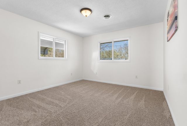 591 Shore Dr, Big Sandy, TN 38221