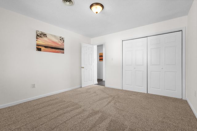 591 Shore Dr, Big Sandy, TN 38221