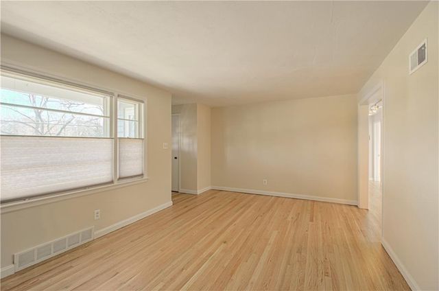 6120 Lamar Avenue, Mission, KS 66202