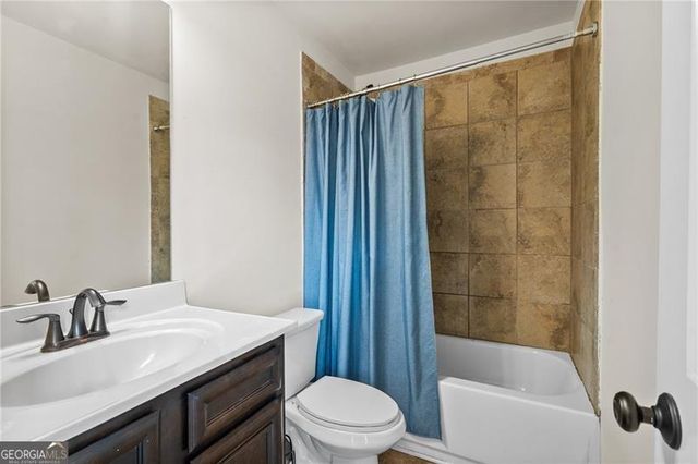 601 Stream Court, Fairburn, GA 30213