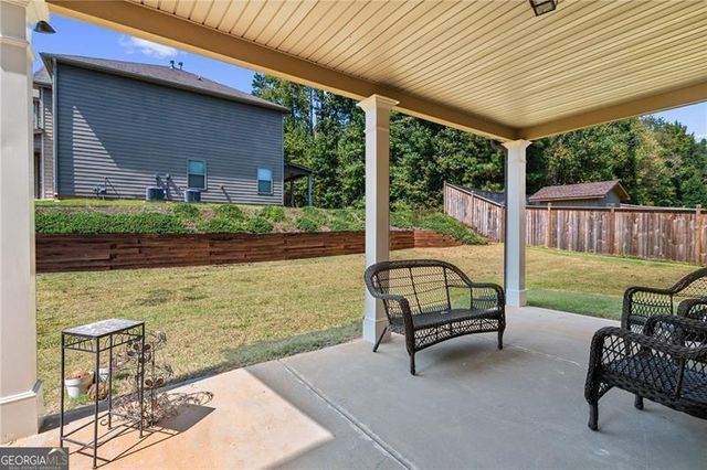 601 Stream Court, Fairburn, GA 30213