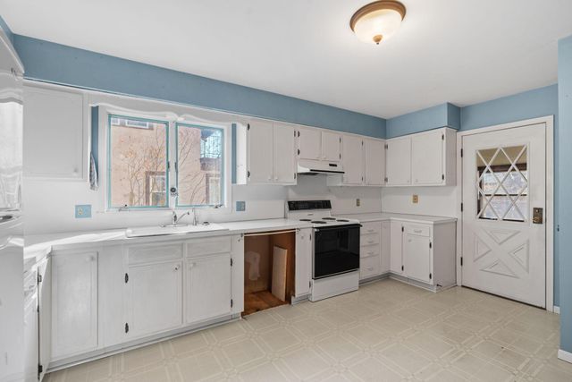 416 Hassan Street SE, Hutchinson, MN 55350