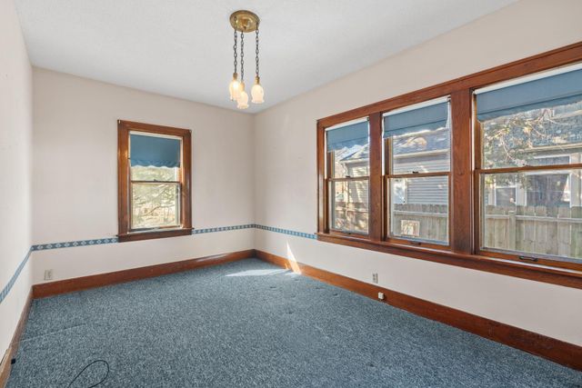 416 Hassan Street SE, Hutchinson, MN 55350