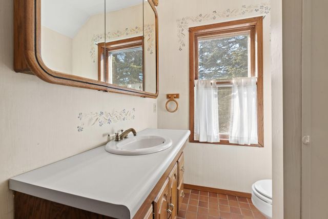 416 Hassan Street SE, Hutchinson, MN 55350