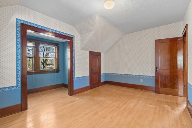 416 Hassan Street SE, Hutchinson, MN 55350