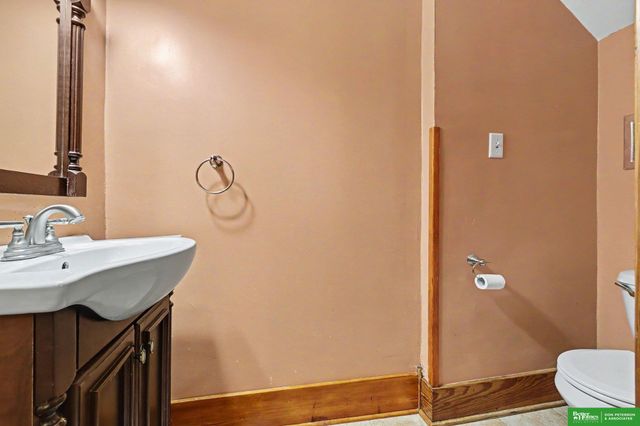 233 E Linden Avenue, Fremont, NE 68025