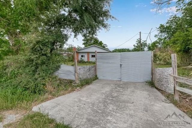 14317 Murray Road, Houston, TX 77044