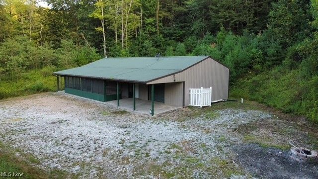 9100 Post Road SE, Jewett, OH 43986