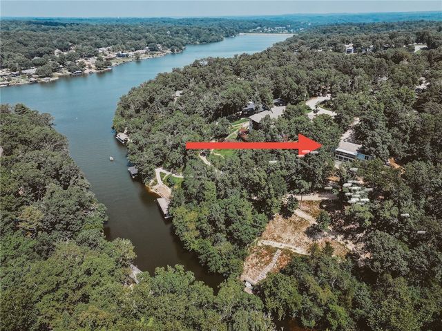 22 Pembroke Lane, Bella Vista, AR 72715