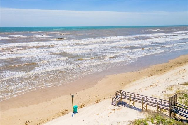 134 Mustang Island Estates Dr, Port Aransas, TX 78373