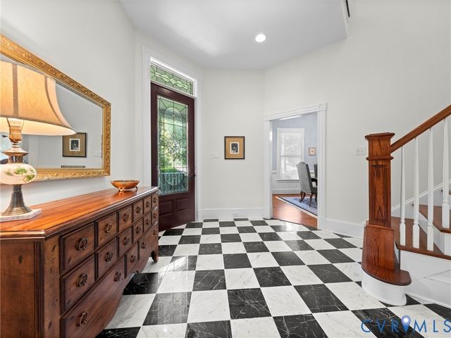 2332 Logan St, North Chesterfield, VA 23235