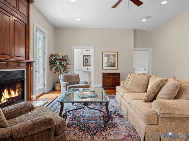 2332 Logan St, North Chesterfield, VA 23235
