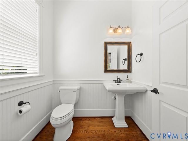 2332 Logan St, North Chesterfield, VA 23235