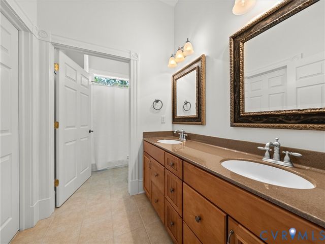 2332 Logan St, North Chesterfield, VA 23235