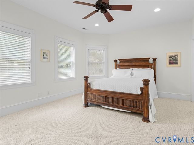 2332 Logan St, North Chesterfield, VA 23235
