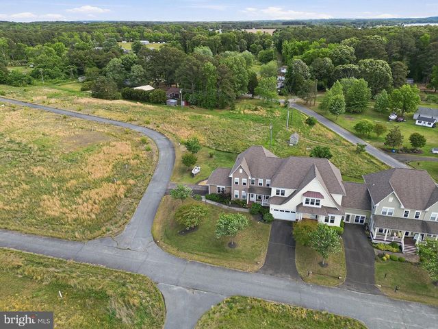 40 BRANSON COVE, Hague, VA 22469
