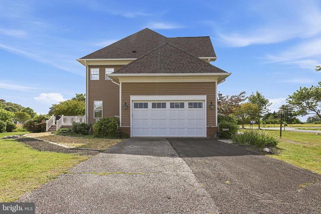 40 BRANSON COVE, Hague, VA 22469