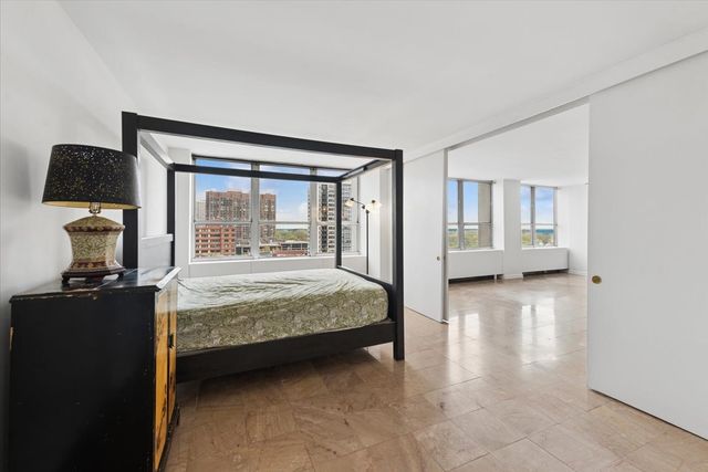 655 W Irving Park Road 906, Chicago, IL 60613